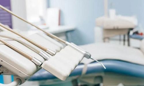Dental Equipment in Dental Hygiene Bachelor's Degree School